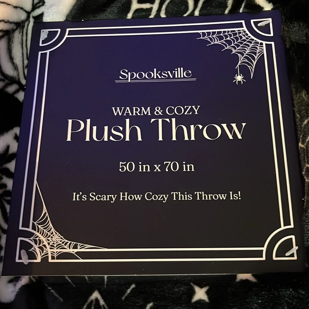 Witchy Halloween throw blanket *FIRM PRICE*